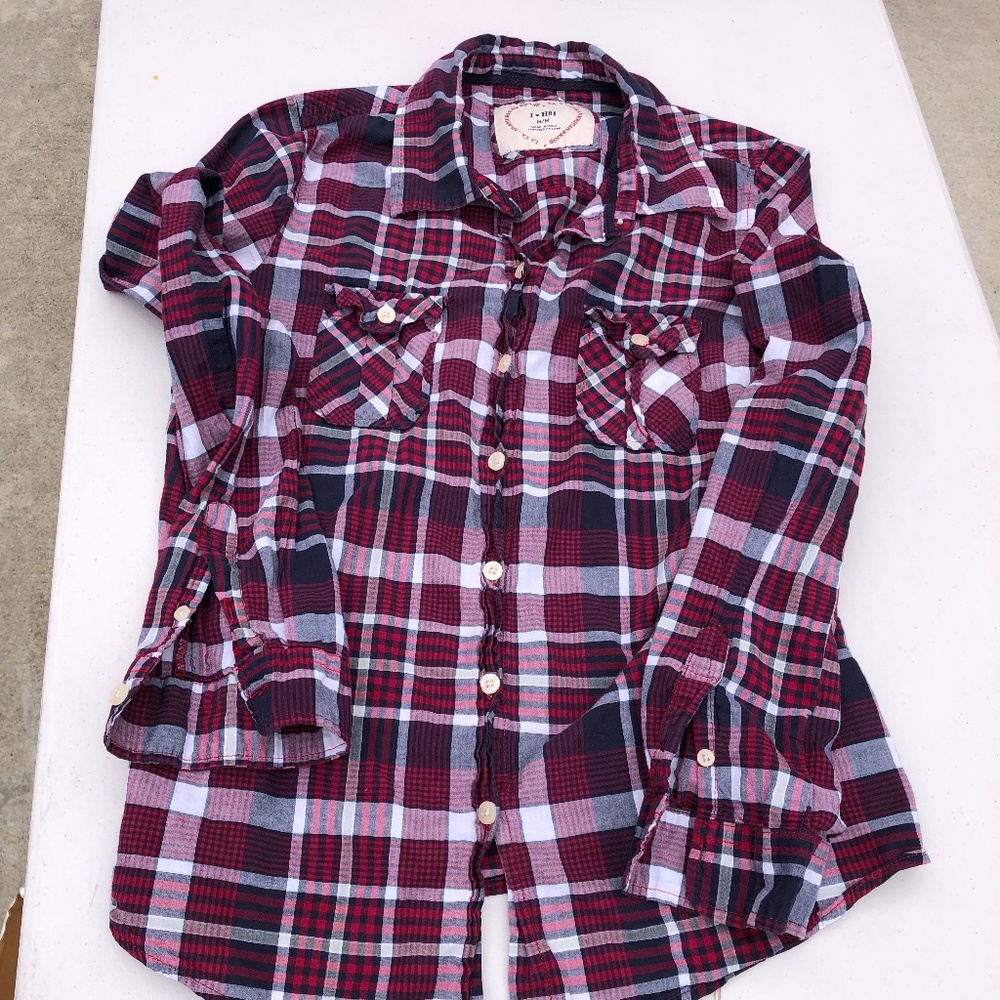 H&M cotton button down shirt size M